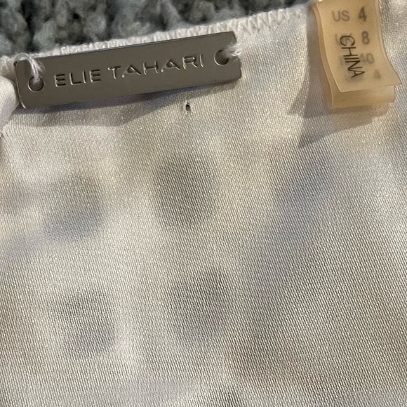 Elie Tahari White Eyelet Lined  Sheath dress size 4 from Saks Fifth Avenue - Picture 6 of 7